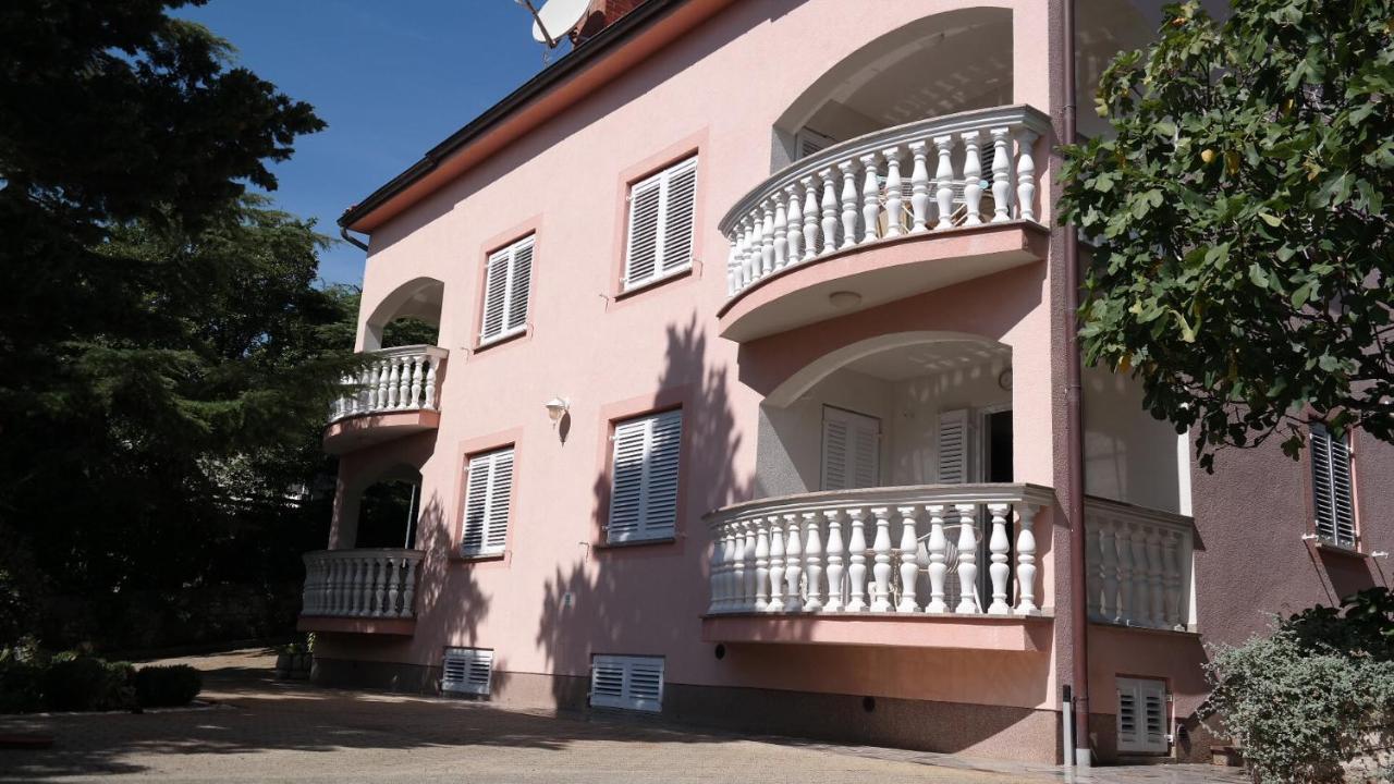 Apartmani Lili Novi Vinodolski Kültér fotó