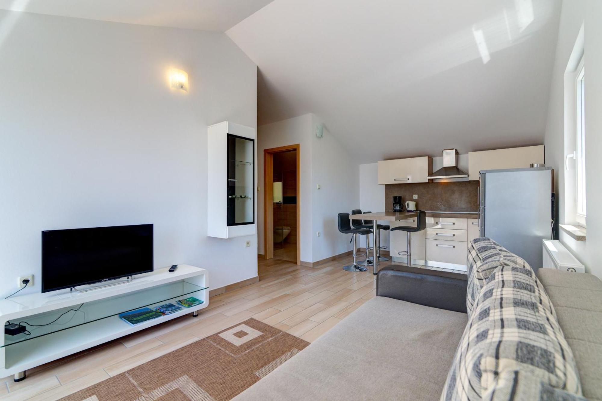 Apartmani Lili Novi Vinodolski Kültér fotó