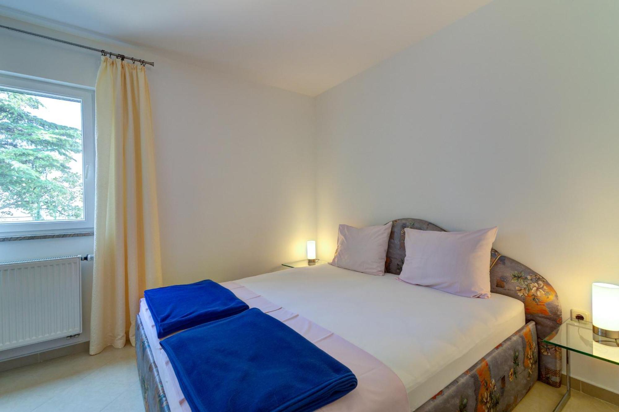 Apartmani Lili Novi Vinodolski Kültér fotó